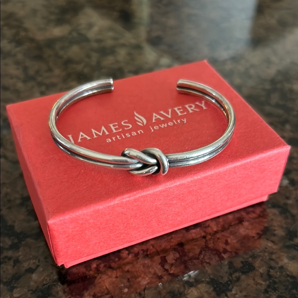 James Avery Silver Knot Bracelet